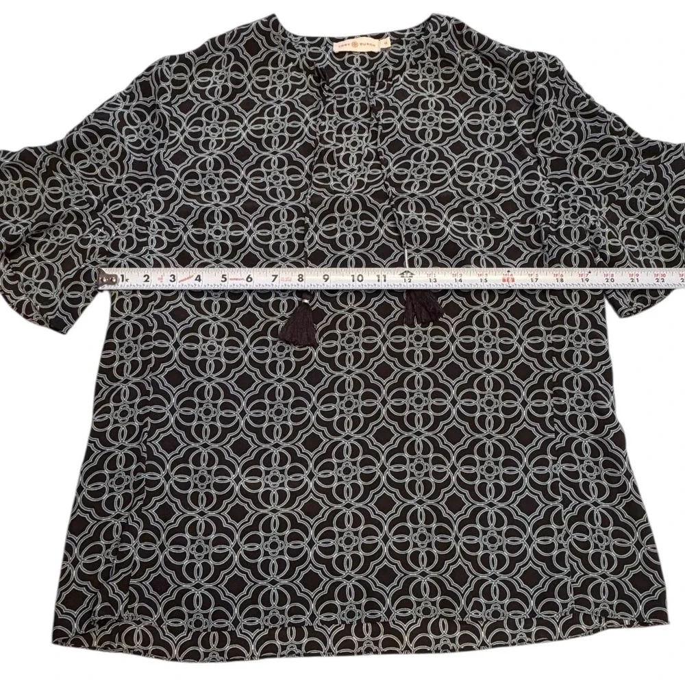 Tory Burch 100% Silk Blouse Top Size 14 Geometric Printed Tassel Tie Boho‎ Chic